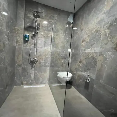 فندق Comelivego Cihangir 32 3*